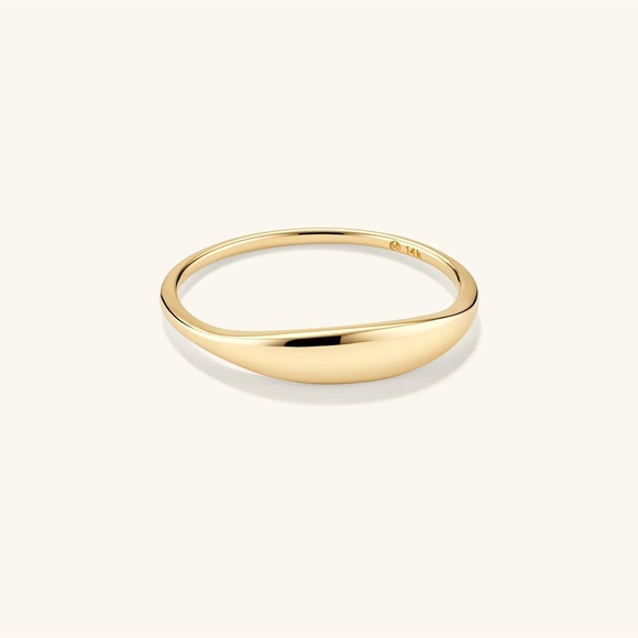 Mejuri Jewelry - Mejuri Slim Signet Ring